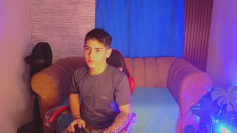 Snapshot of josethariaz25 chatting on 16, 7, 2026 JOSETH ARIAZ online show from 16, 7, 2026