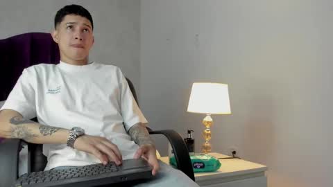 Snapshot of joshbeech chatting on 17, 3, 2026 JoshBeech online show from 17, 3, 2026