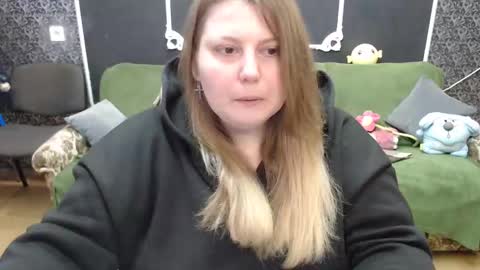 josiesun771 online show from 24, 2, 2025