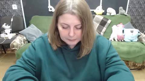 josiesun771 online show from 11, 10, 2025