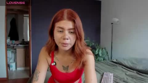 josephine   independent model    online show from 6, 7, 2026