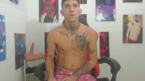 Snapshot of josue_linares chatting on 22, 12, 2025 josue_linares online show from 22, 12, 2025