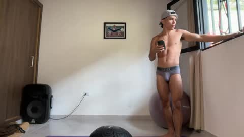 Im Jouliano online show from 25, 4, 2026