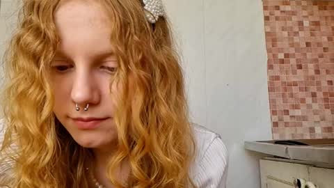 Snapshot of jovancape chatting on 21, 3, 2026 Kira online show from 21, 3, 2026