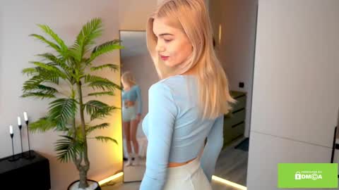 Snapshot of joybunny chatting on 7, 3, 2025 joybunny online show from 7, 3, 2025