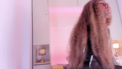 joyceblake online show from 4, 2, 2026