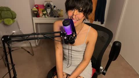 Snapshot of joystickjackie chatting on 10, 12, 2024 Jackie Joy online show from 10, 12, 2024