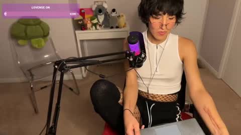 Snapshot of joystickjackie chatting on 12, 12, 2024 Jackie Joy online show from 12, 12, 2024