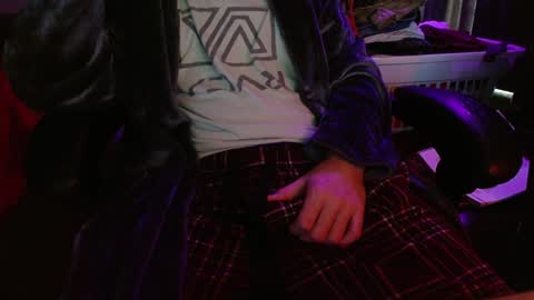 Snapshot of jp309 chatting on 7, 12, 2024 JP online show from 7, 12, 2024