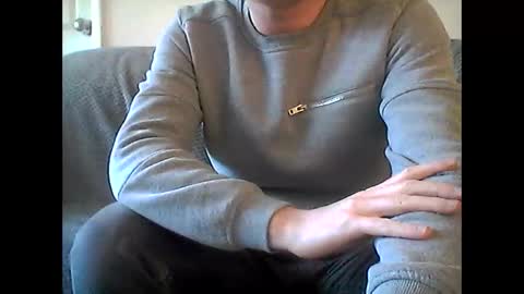 Snapshot of jr_9102 chatting on 19, 2, 2025 jr_9102 online show from 19, 2, 2025