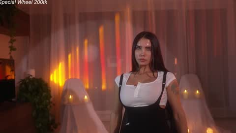 Jennifer Diaz online show from 17, 11, 2025