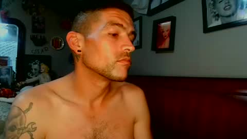 Snapshot of jstechgenius chatting on 23, 10, 2025 EdgingAllDay2Cum online show from 23, 10, 2025