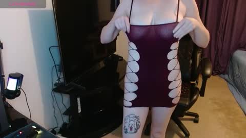 Jessi Dee online show from 6, 11, 2025