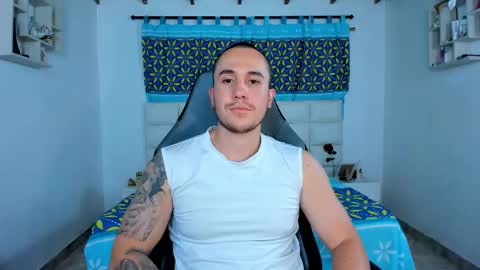 Snapshot of juan__jimenez chatting on 4, 2, 2025 Juan online show from 4, 2, 2025