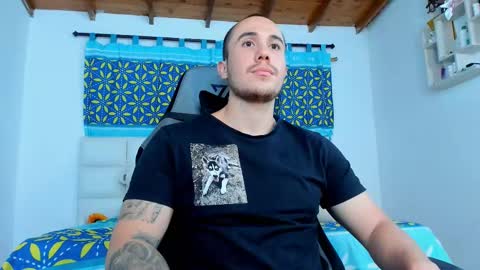 Snapshot of juan__jimenez chatting on 21, 2, 2025 Juan online show from 21, 2, 2025