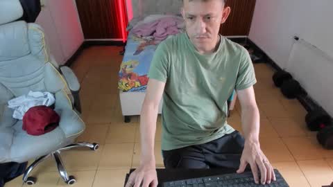 juan_and_luke online show from 24, 4, 2026