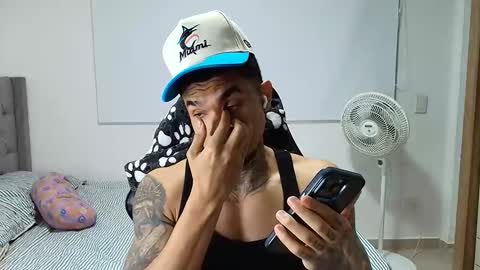 juan_gomez_1 online show from 10, 1, 2026