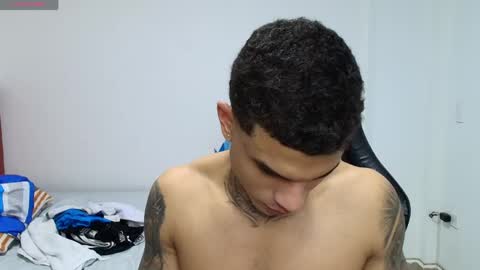 juan_gomez_1 online show from 19, 5, 2026