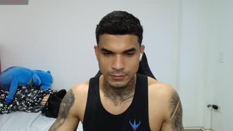 juan_gomez_1 online show from 22, 5, 2026