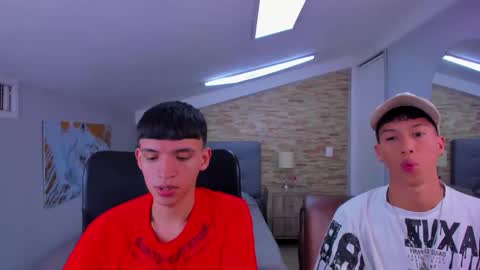 JuanSteven online show from 5, 3, 2025