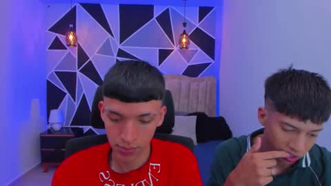 JuanSteven online show from 5, 11, 2025