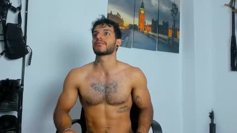 Juan Esteban online show from 16, 11, 2025