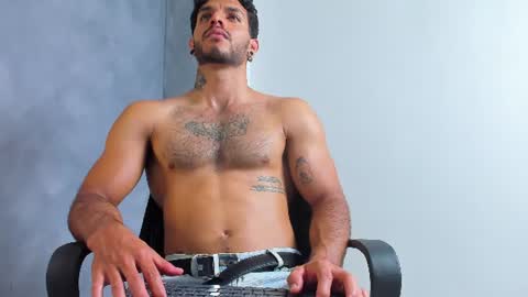 Juan Esteban online show from 28, 7, 2026