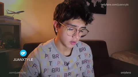 . online show from 22, 12, 2025