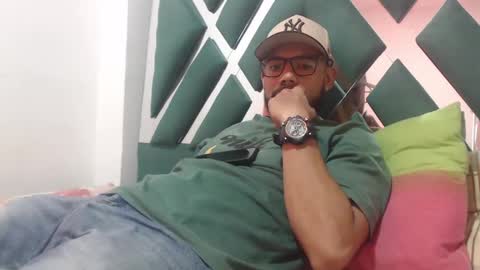 Snapshot of juanfe_style chatting on 20, 9, 2025 juanfe_style online show from 20, 9, 2025