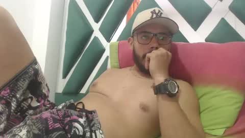 Snapshot of juanfe_style chatting on 26, 9, 2025 juanfe_style online show from 26, 9, 2025