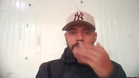 Snapshot of juanfe_style chatting on 29, 9, 2025 juanfe_style online show from 29, 9, 2025