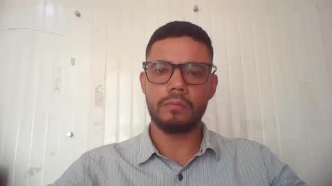 Snapshot of juanfe_style chatting on 5, 11, 2025 juanfe_style online show from 5, 11, 2025