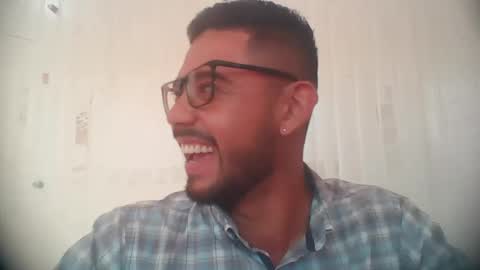 Snapshot of juanfe_style chatting on 19, 3, 2026 juanfe_style online show from 19, 3, 2026