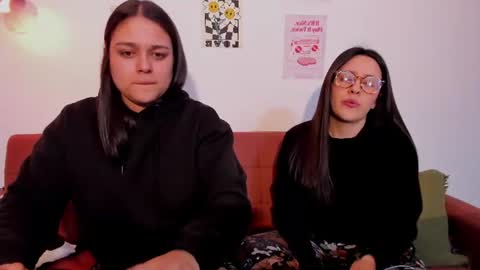 juanitaaa_ online show from 22, 7, 2026
