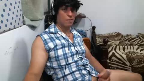 Snapshot of juanito2727 chatting on 7, 12, 2024 amor online show from 7, 12, 2024