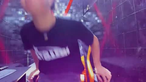 juanpiedraita online show from 4, 3, 2026