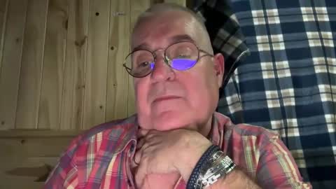 Snapshot of juantricker chatting on 8, 5, 2026 Juan online show from 8, 5, 2026
