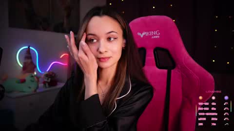 Angelina online show from 4, 3, 2025