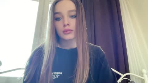 Snapshot of juicy_angels chatting on 10, 4, 2026 alexa online show from 10, 4, 2026