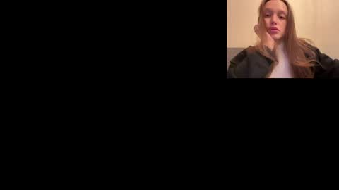 Snapshot of juicy_angels chatting on 27, 5, 2026 alexa online show from 27, 5, 2026