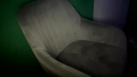 NewJuicy Milf sexy mom online show from 8, 12, 2024