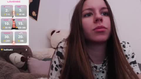 Snapshot of juicy_mystery chatting on 6, 2, 2025 laura online show from 6, 2, 2025