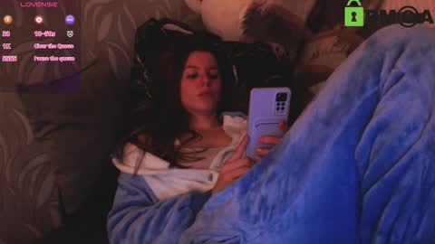 Snapshot of juicy_mystery chatting on 29, 9, 2025 laura online show from 29, 9, 2025