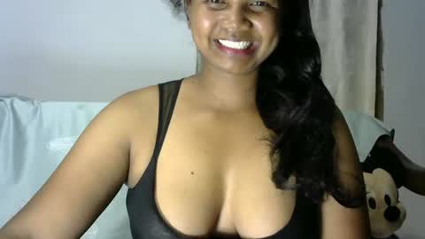 stellah online show from 17, 11, 2025