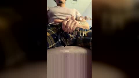 Snapshot of juicyboy97 chatting on 1, 4, 2026 juicyboy97 online show from 1, 4, 2026