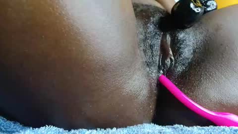 pretty online show from 20, 9, 2025