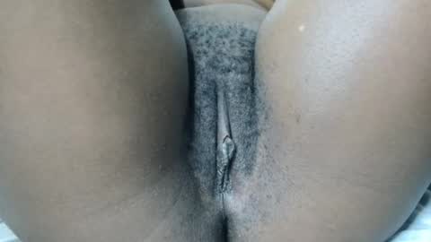 pretty online show from 19, 11, 2025