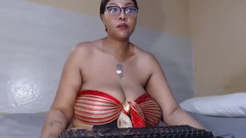 juicyfatboobsx online show from 21, 9, 2025