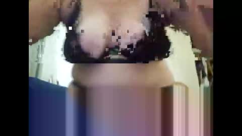 Juicygina  online show from 9, 10, 2025