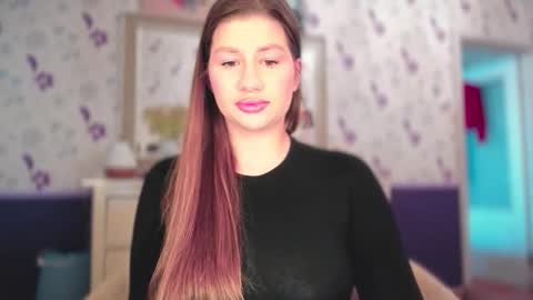 Snapshot of juicyhelenx chatting on 24, 9, 2025 Elena online show from 24, 9, 2025